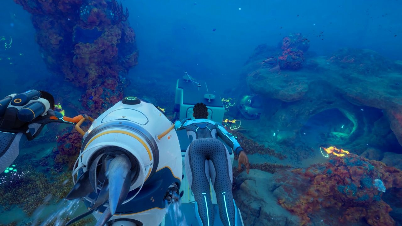 Subnautica 2 gameplay trailer screenshot showing underwater exploration on Planet Zezura