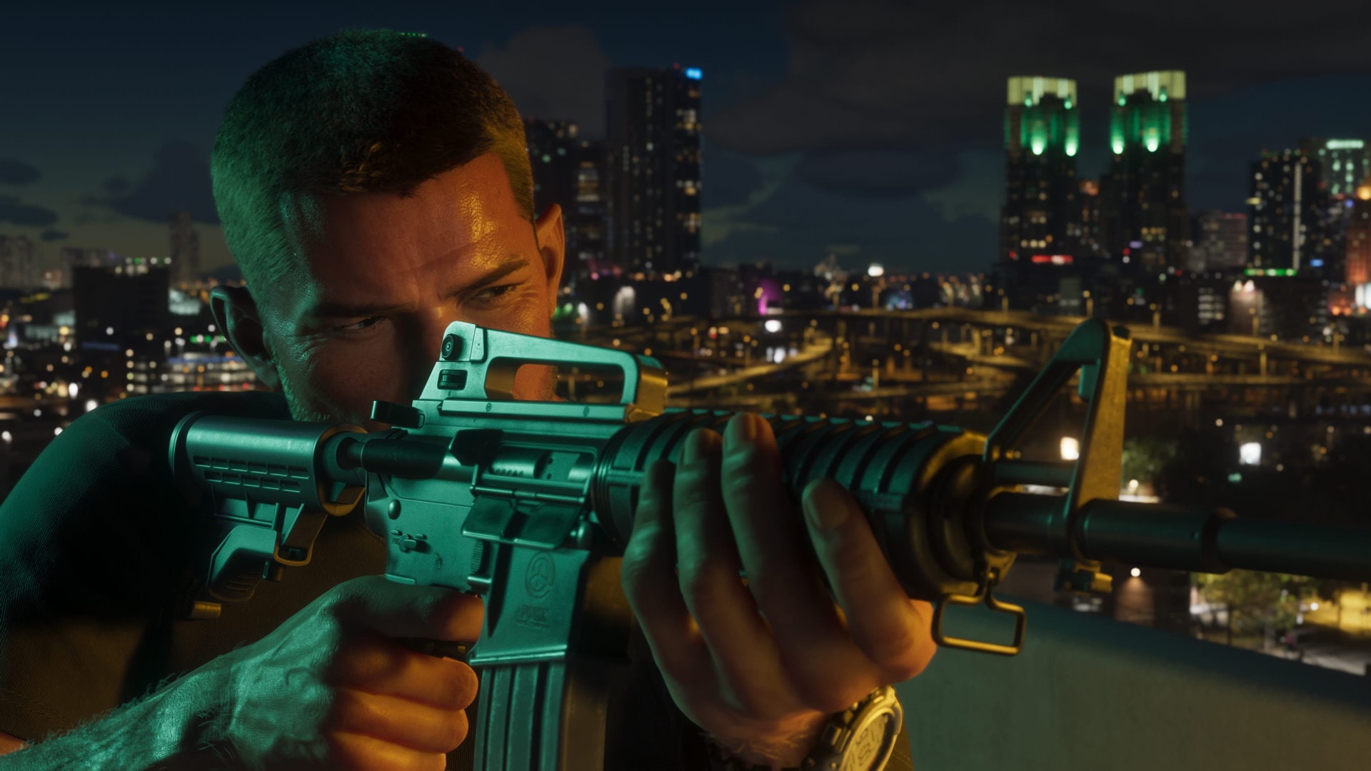 Jason Duval aiming an assault rifle with the Vice City skyline at night